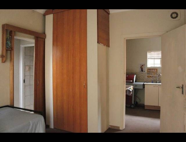 6 BEDROOM HOUSE FOR SALE IN ELSPARK